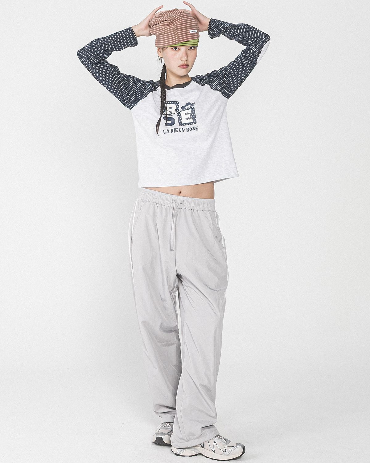 해비즘(HAVISM) DOT ROSE RAGLAN L/S TEE(NAVY)
