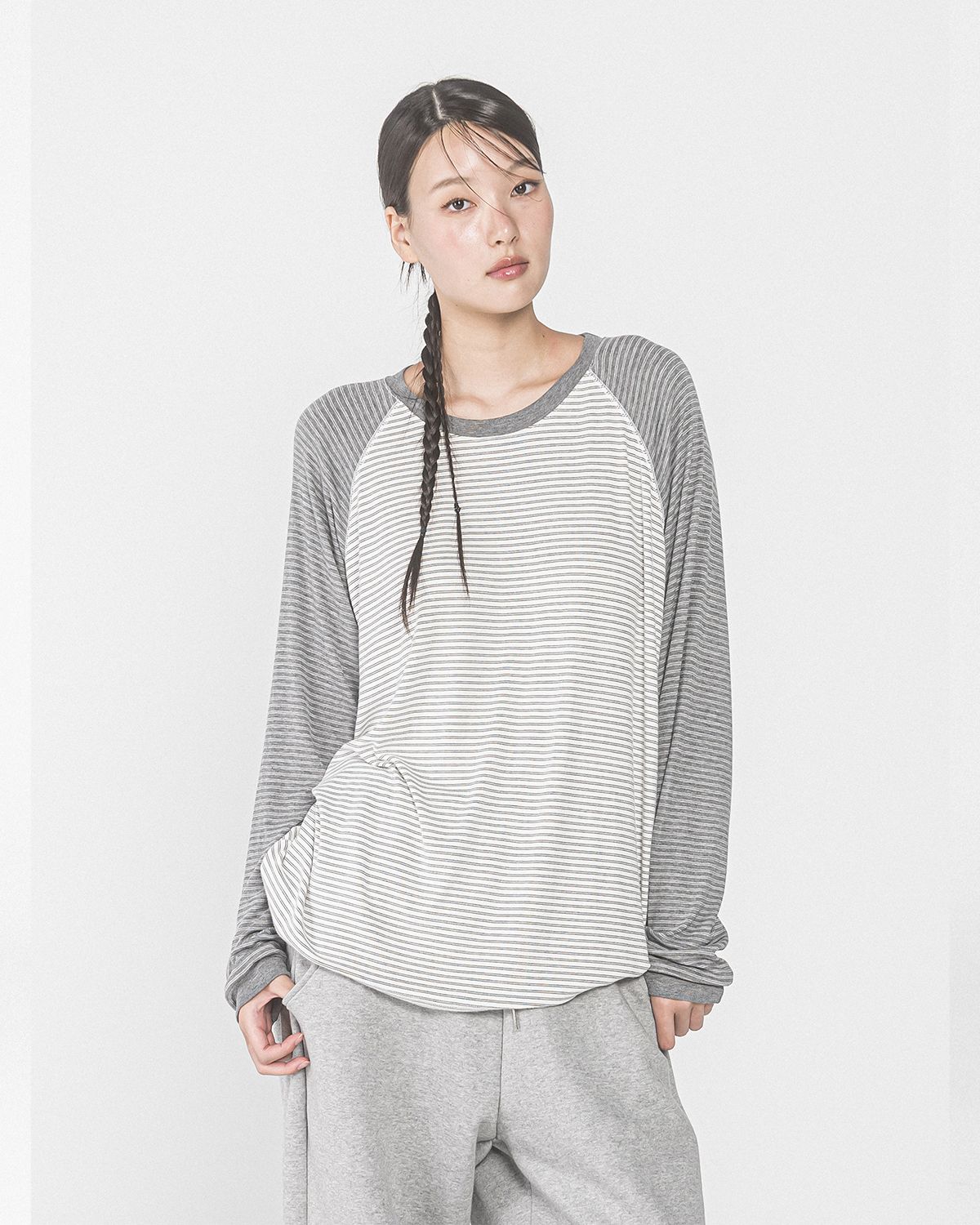 해비즘(HAVISM) TWO TONE STRIPE RAGLAN L/S TEE(GREY)