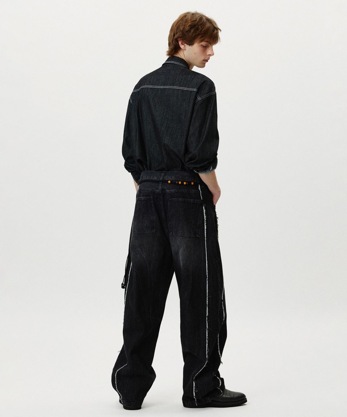노페이머스(NOFAMOUS) Wide Balloon Panel Washing Jeans (Black)