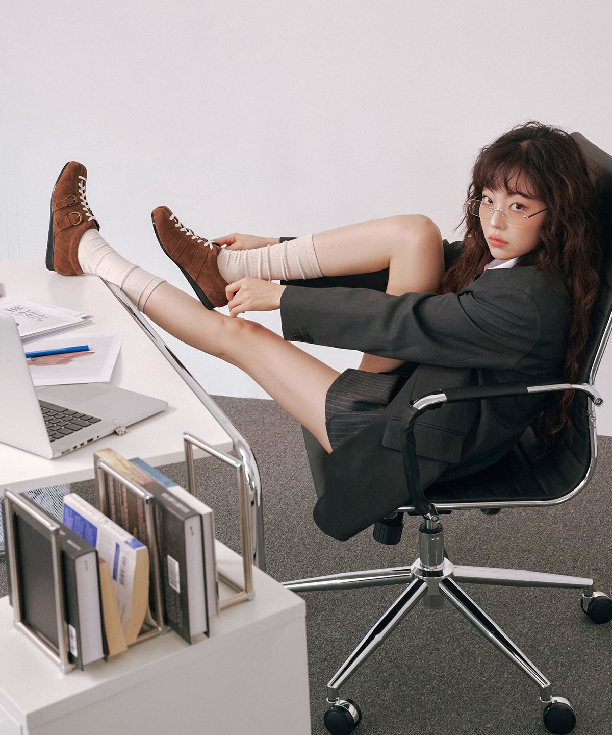 앤티어리(ANTIARY) Harper sneakers 2Color
