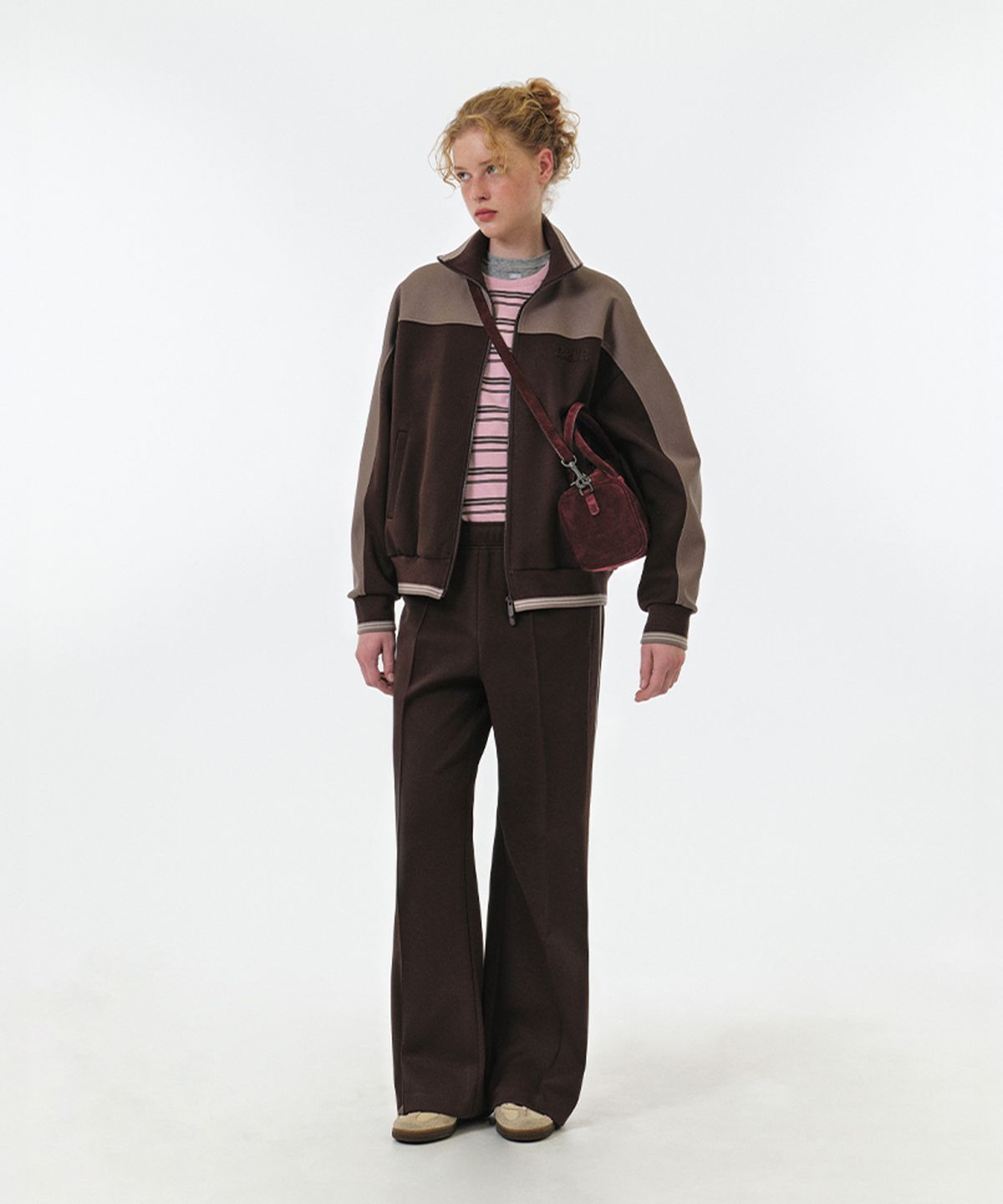 그로브(GROVE) ROMI TRACK JUMPER (WINE)