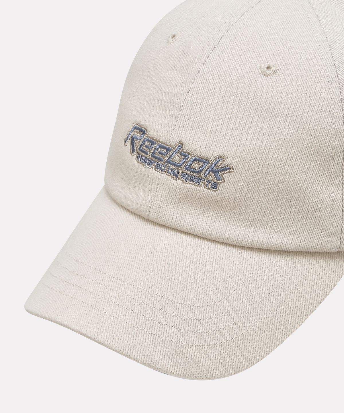 리복(REEBOK) 레귤러핏 베이직 로고 볼캡 - 아이보리