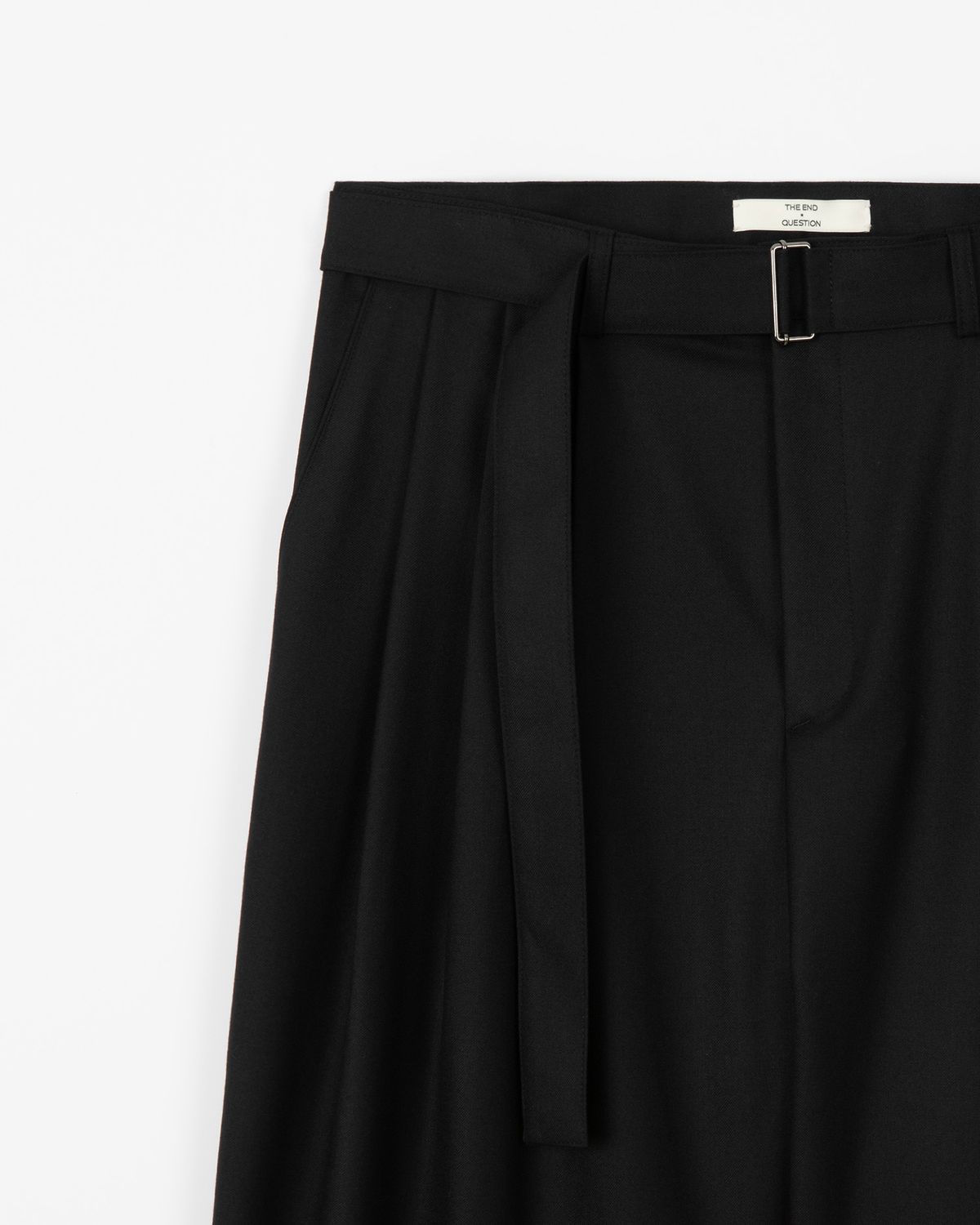 디앤드퀘스천(THEENDQUESTION) Wool belt tuck pants / BLACK