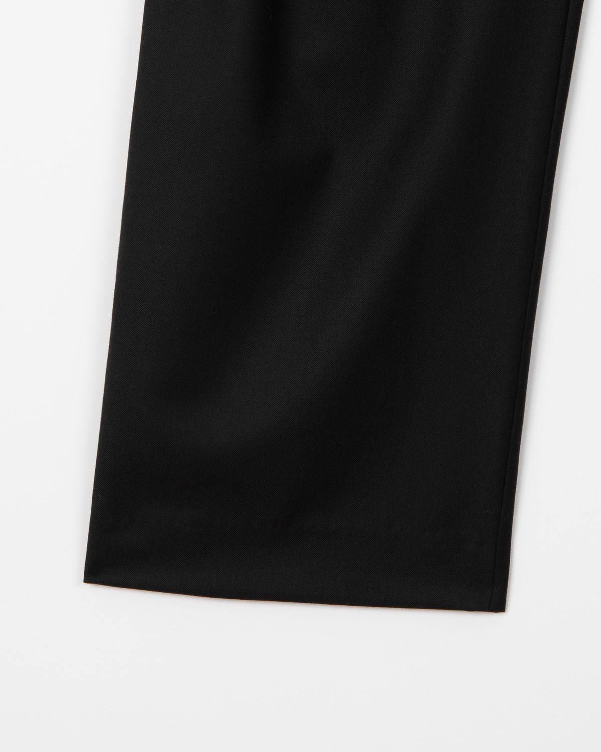 디앤드퀘스천(THEENDQUESTION) Wool belt tuck pants / BLACK