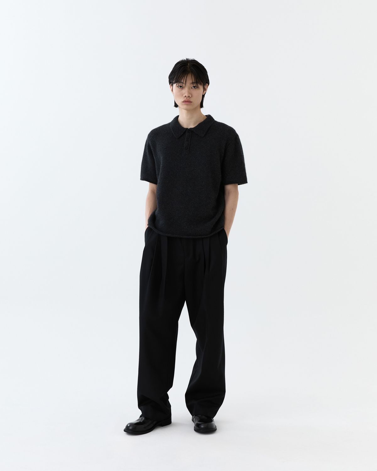 디앤드퀘스천(THEENDQUESTION) Wool belt tuck pants / BLACK
