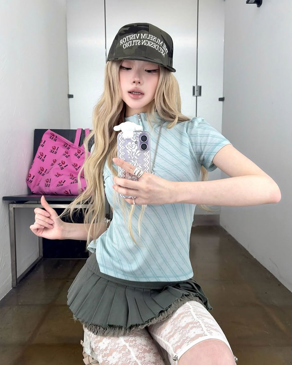 더뮤지엄비지터(THEMUSEUMVISITOR) PONY EMBROIDERY CAP (CAMO)