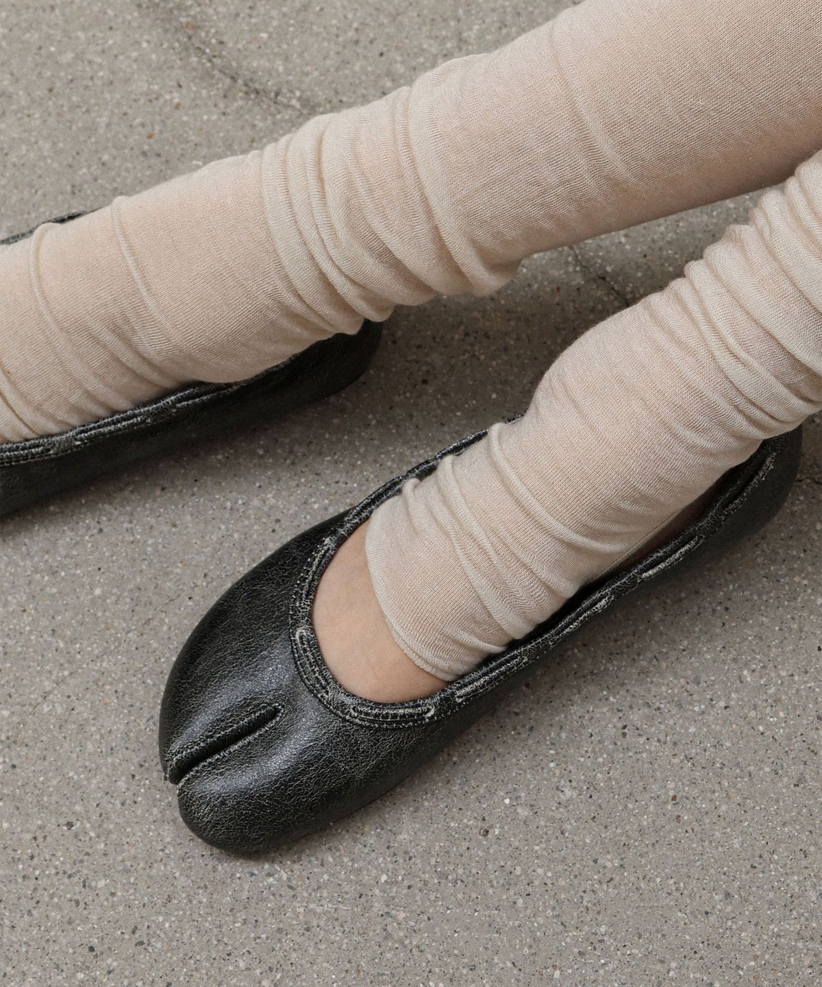 페이즈(PAES) Leather String Flat / Vintage Black