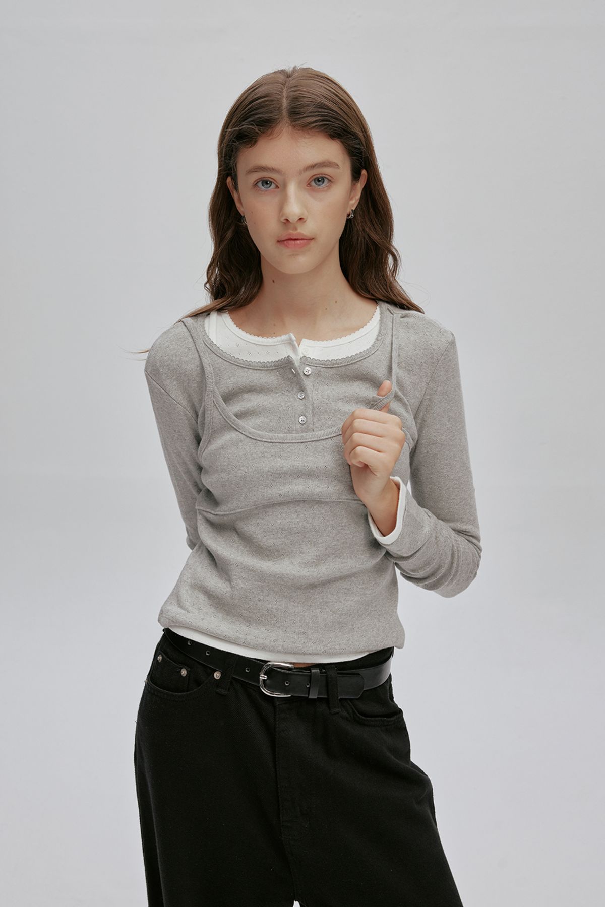 애프터아워즈(AFTERHOURS) HENRY NECK LAYERED LONG SLEEVE TOP (MELANGE GREY)