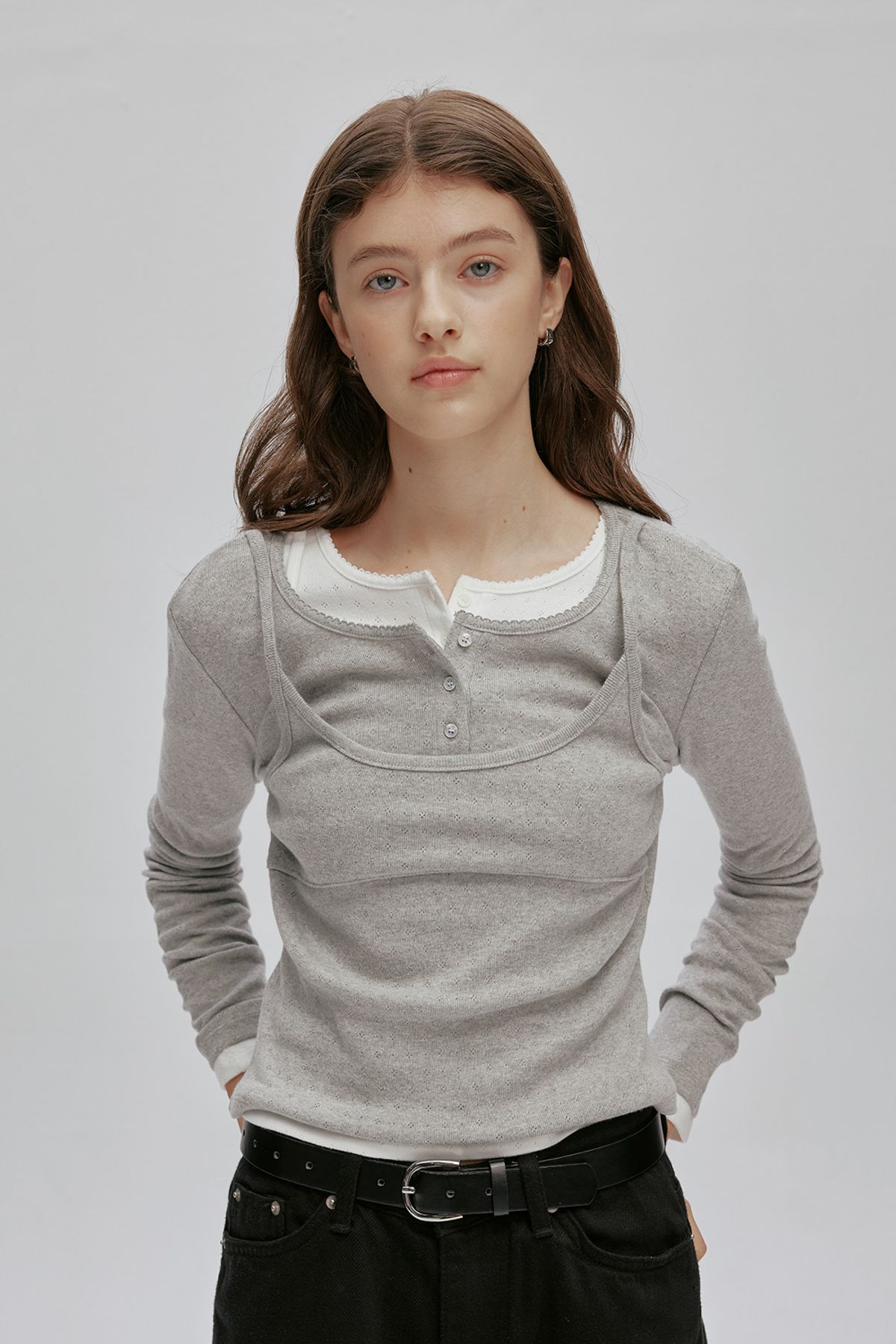 애프터아워즈(AFTERHOURS) HENRY NECK LAYERED LONG SLEEVE TOP (MELANGE GREY)
