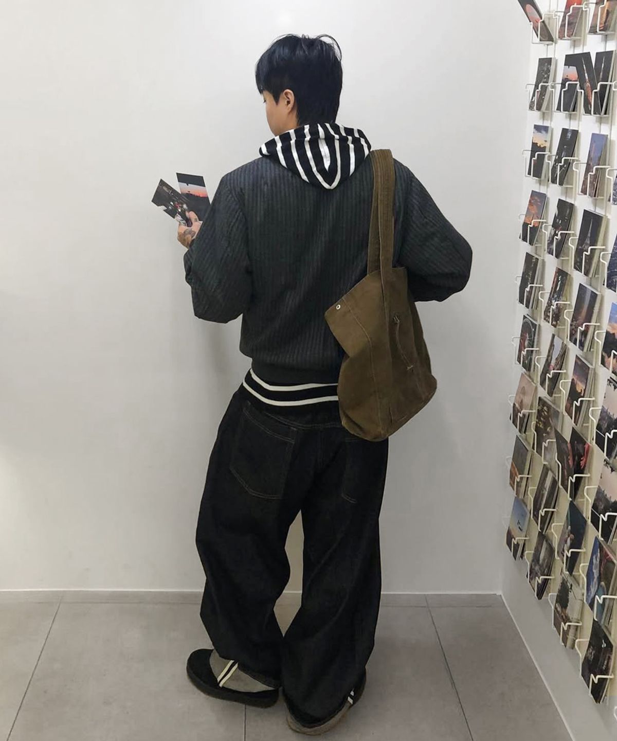 인템포무드(INTEMPOMOOD) 코브 워시드 쇼퍼백_샌드