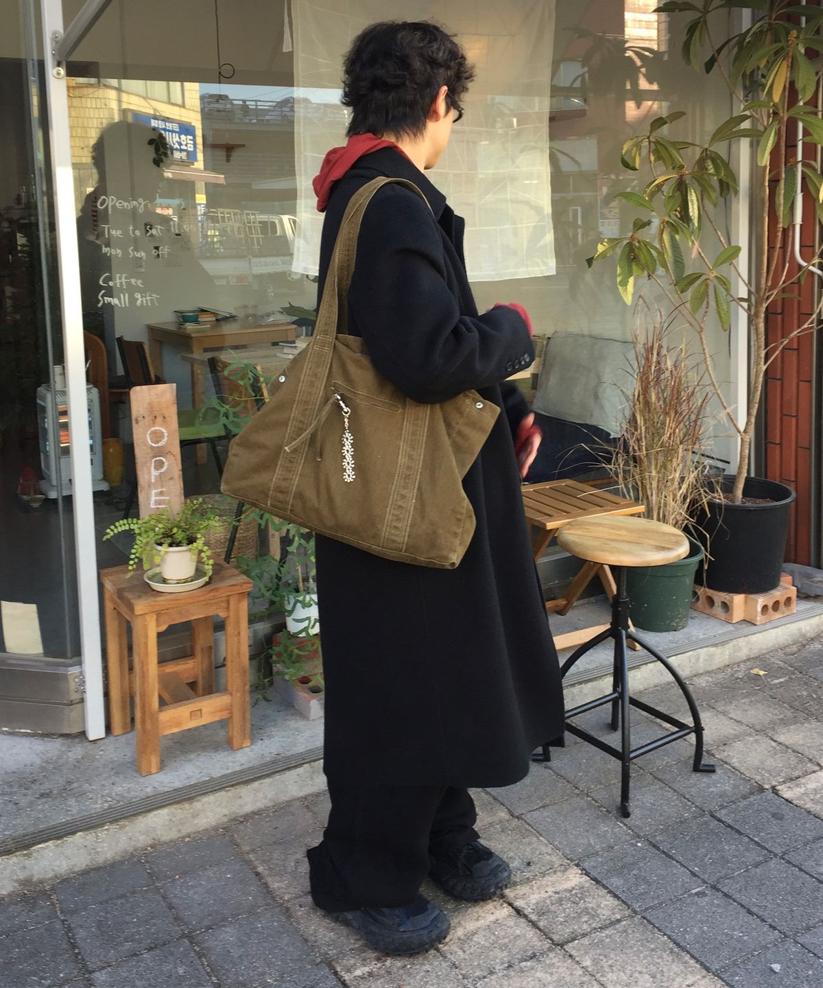 인템포무드(INTEMPOMOOD) 코브 워시드 쇼퍼백_샌드