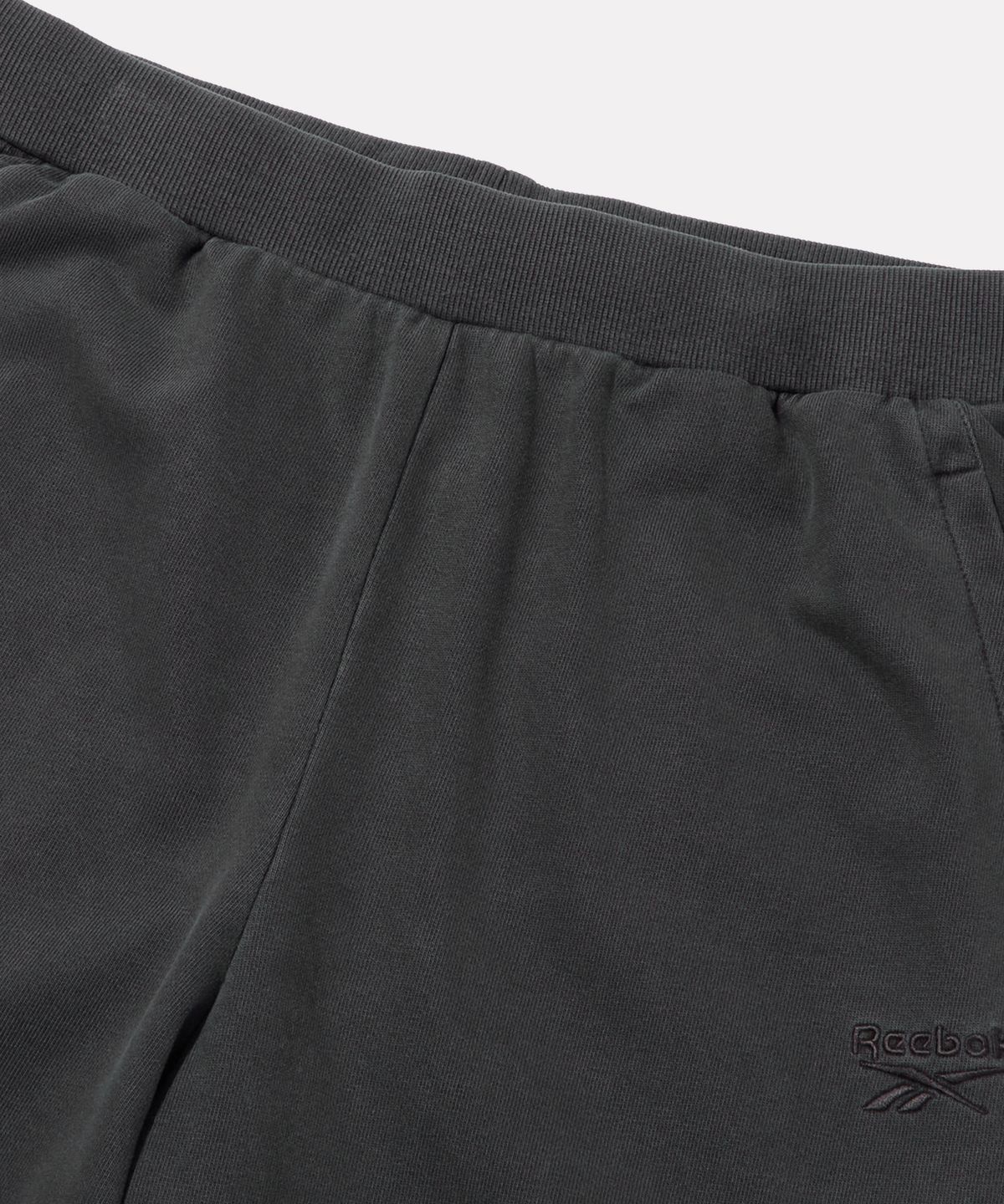 리복(REEBOK) 가먼트다잉 릴렉스 핏 와이드 조거 팬츠 - 블랙