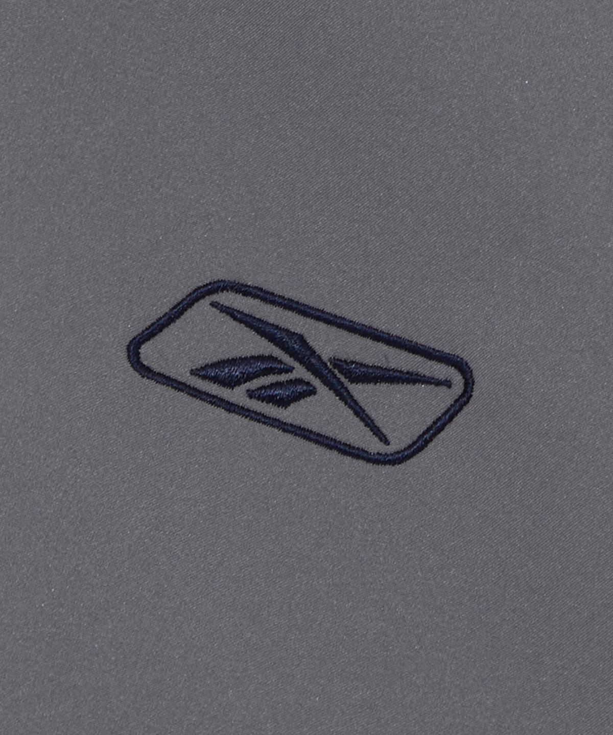 리복(REEBOK) 프리미어 웜 메쉬 윈드 브레이커 - 그레이