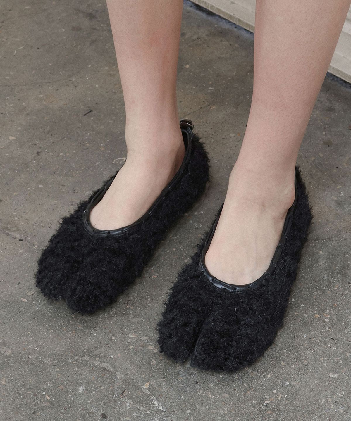 페이즈(PAES) Teddy String Flat / Black