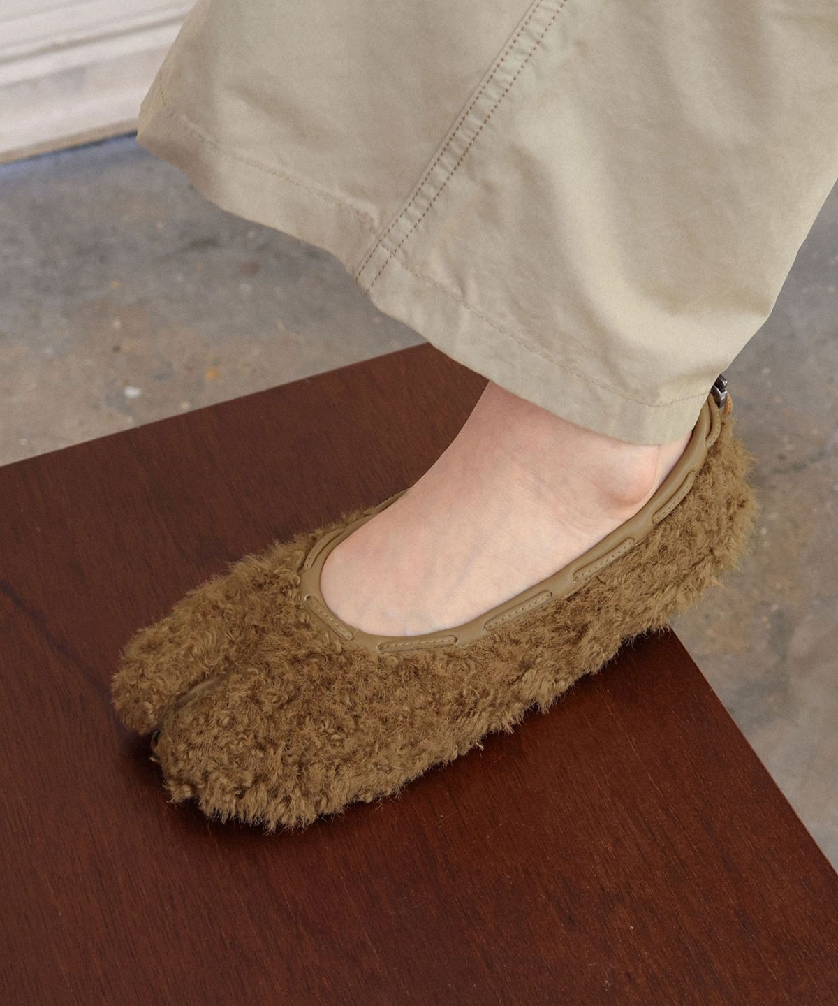 페이즈(PAES) Teddy String Flat / Brown