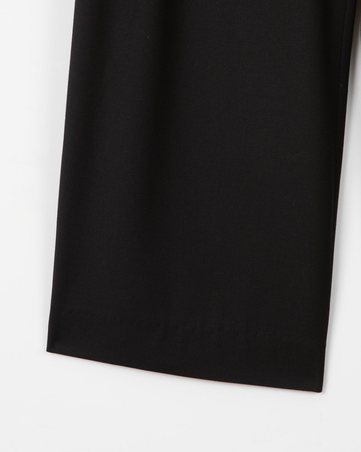 디앤드퀘스천(THEENDQUESTION) Wool band tuck pants / BLACK