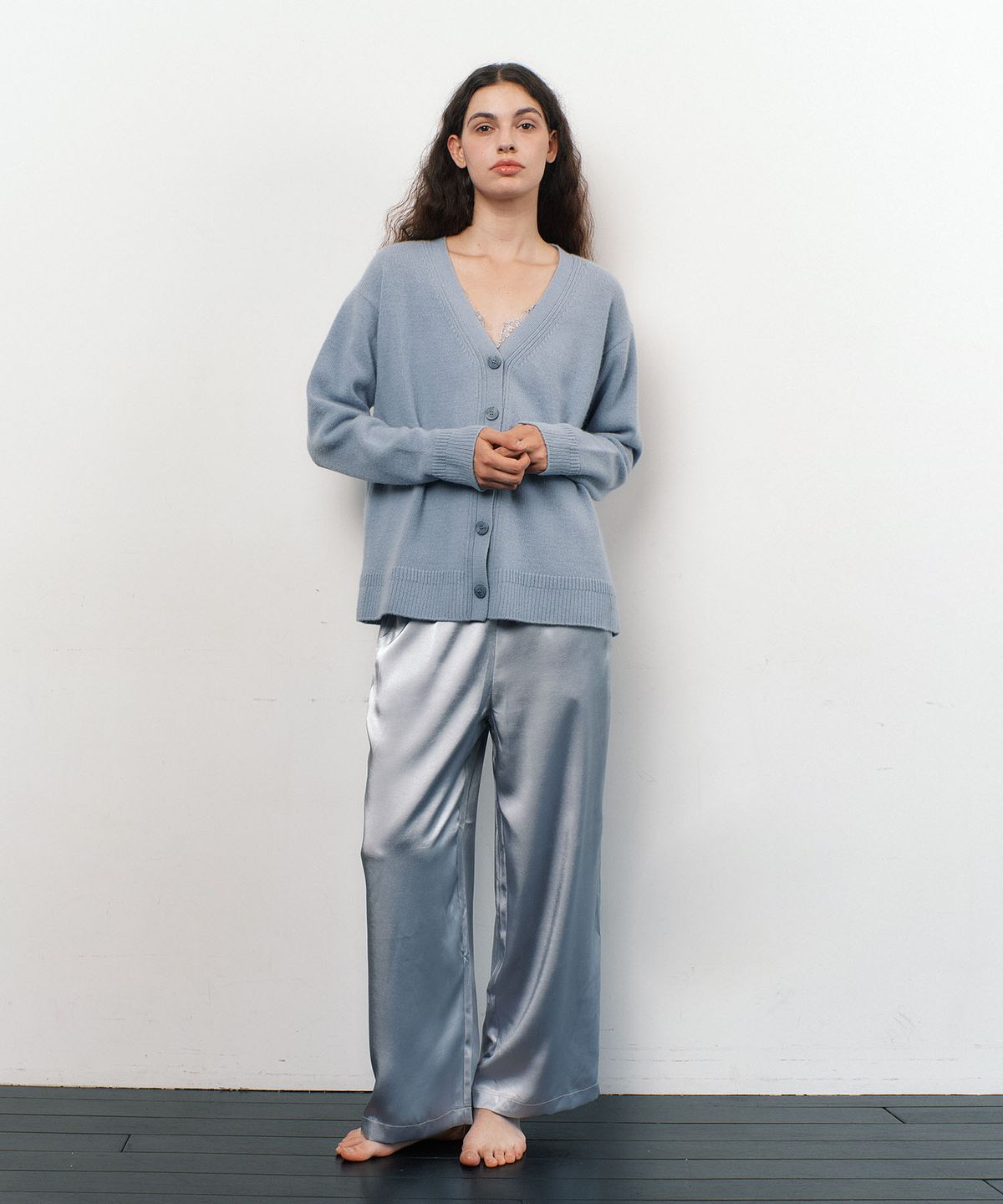아템포(ATEMPO) RACCOON WOOL KNIT CARDIGAN / fog blue
