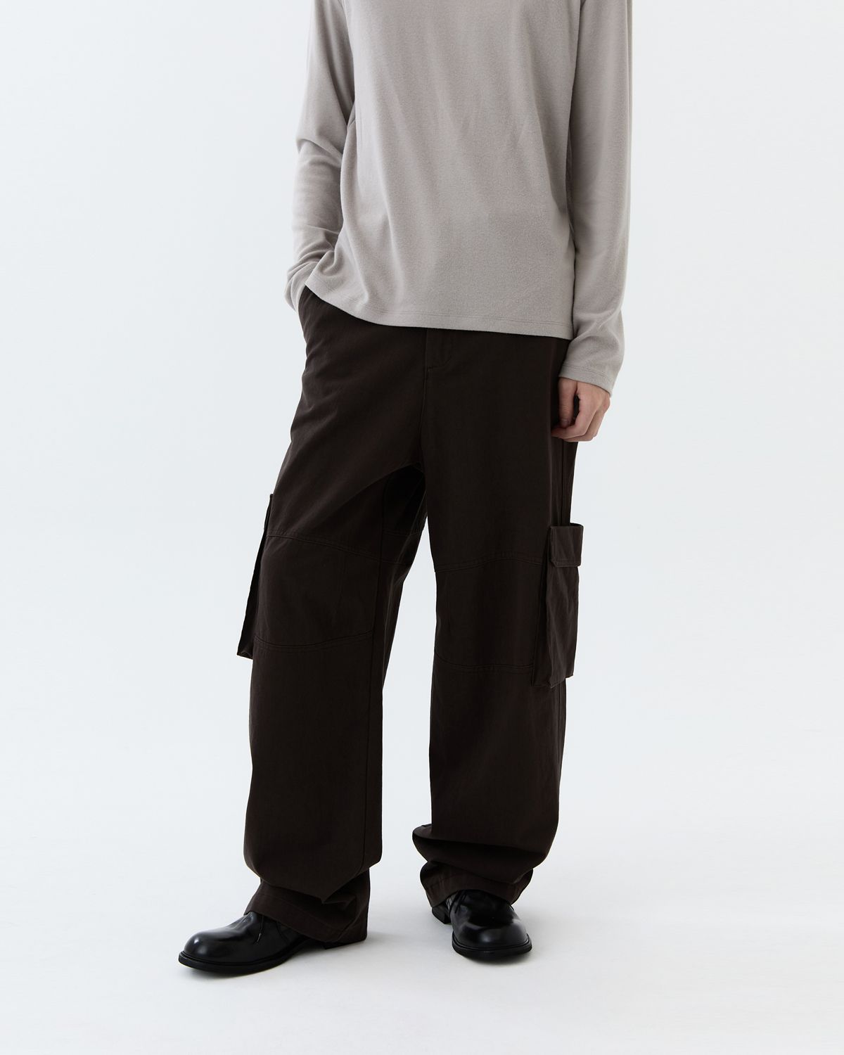 디앤드퀘스천(THEENDQUESTION) Washed cotton cargo pants / BROWN