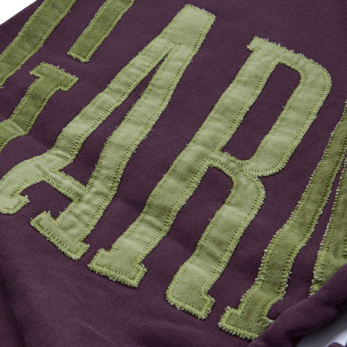 가먼츠팹(GARMENTS FAB) Velvet Applique Sweatpants (PURPLE)