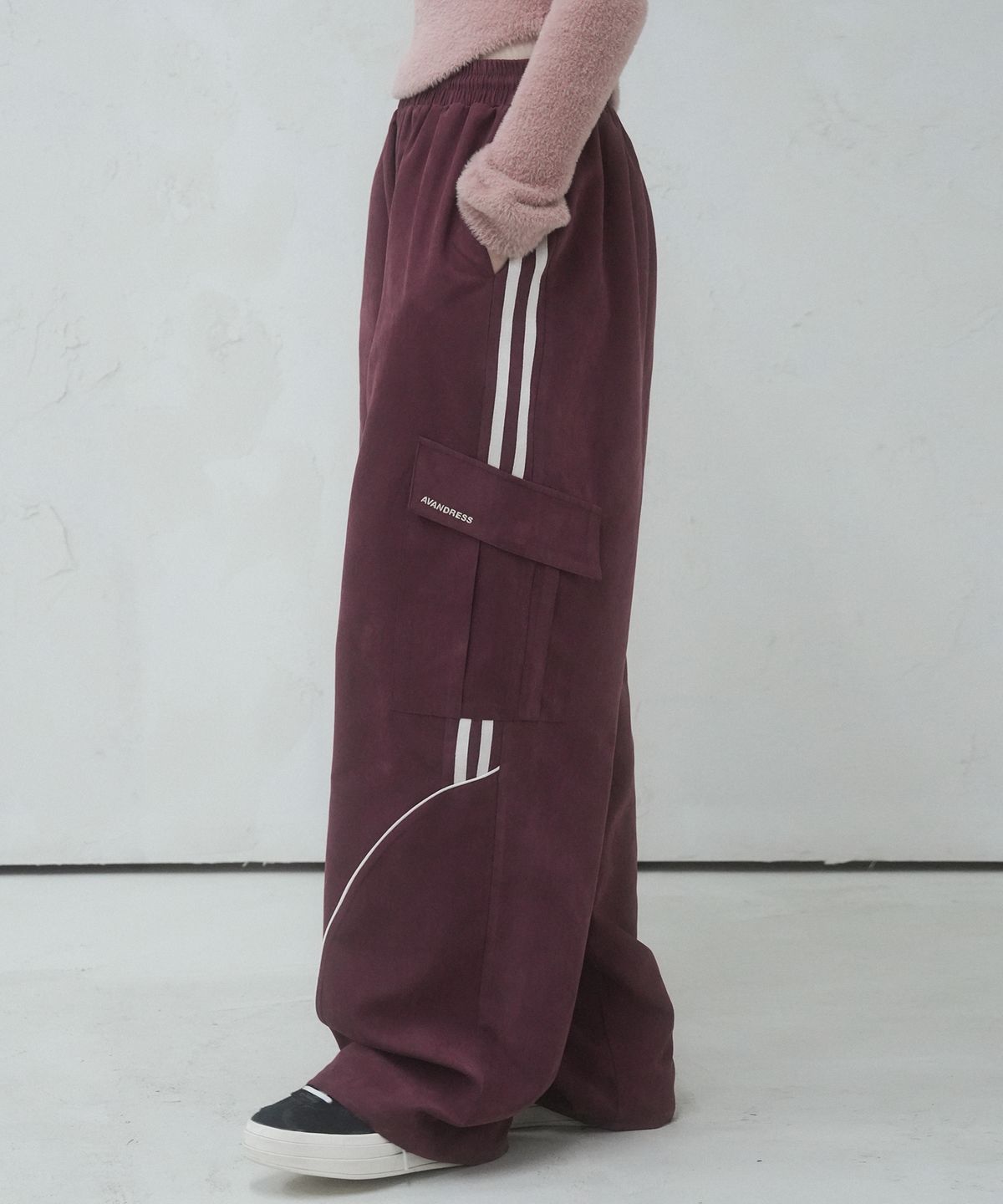 어반드레스(AVANDRESS) [SET] Bliss Hood Zip-up + Unisex Bliss Suede Wide Pants