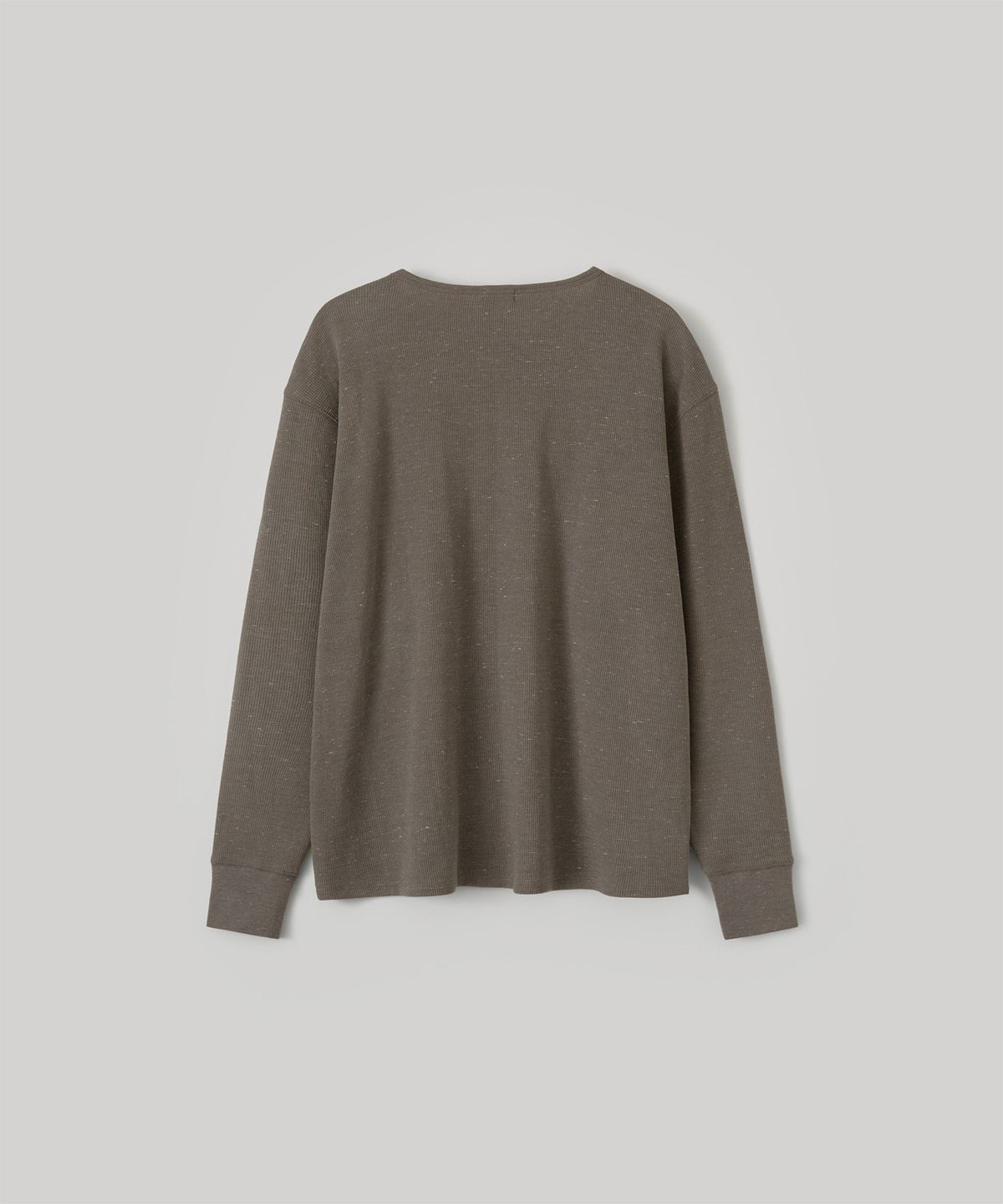 어나더 오피스(ANOTHER OFFICE) Waffle Henley Pullover (Mild brown)