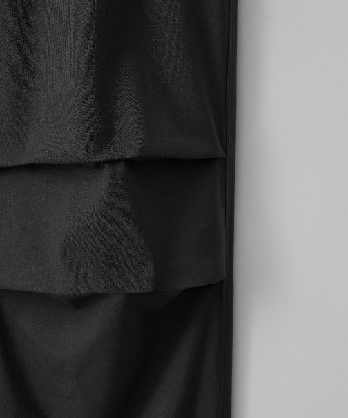 어나더 오피스(ANOTHER OFFICE) Tropical-Wool Utility Pants (Almost black)