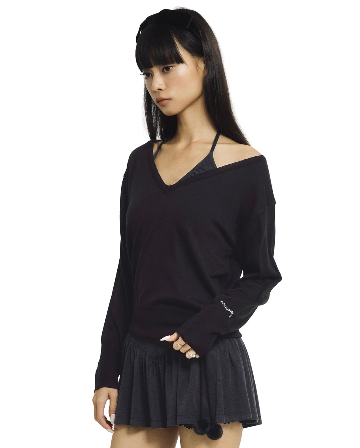 포어링(FORUSRING) Sugarplum v-neck knit (black)