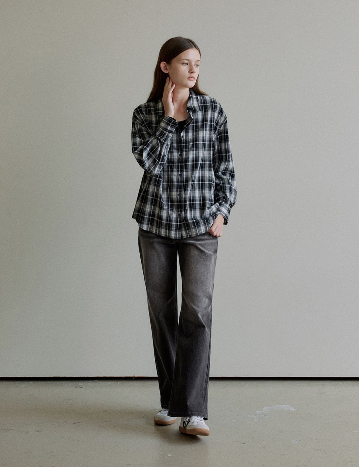 더엘로(THEELO) Straight denim (Black)