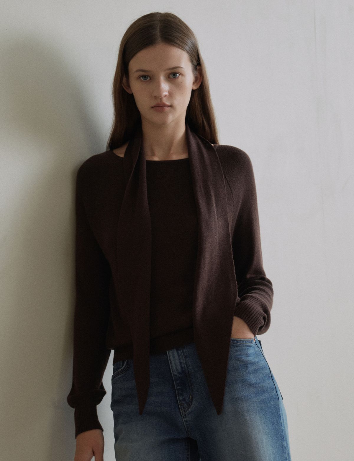 더엘로(THEELO) Muffler round knit (Brown)