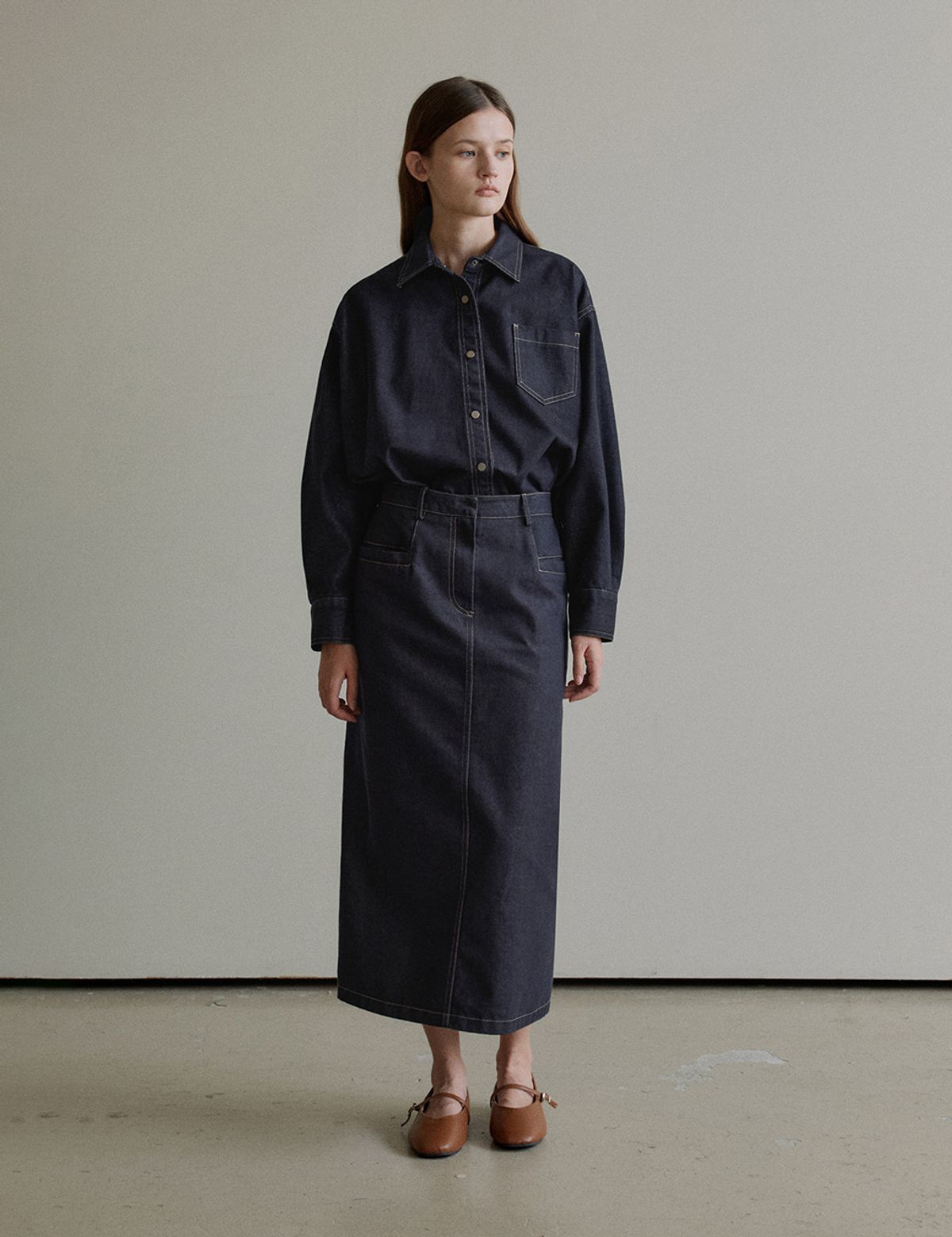 더엘로(THEELO) Long denim skirt (Blue)