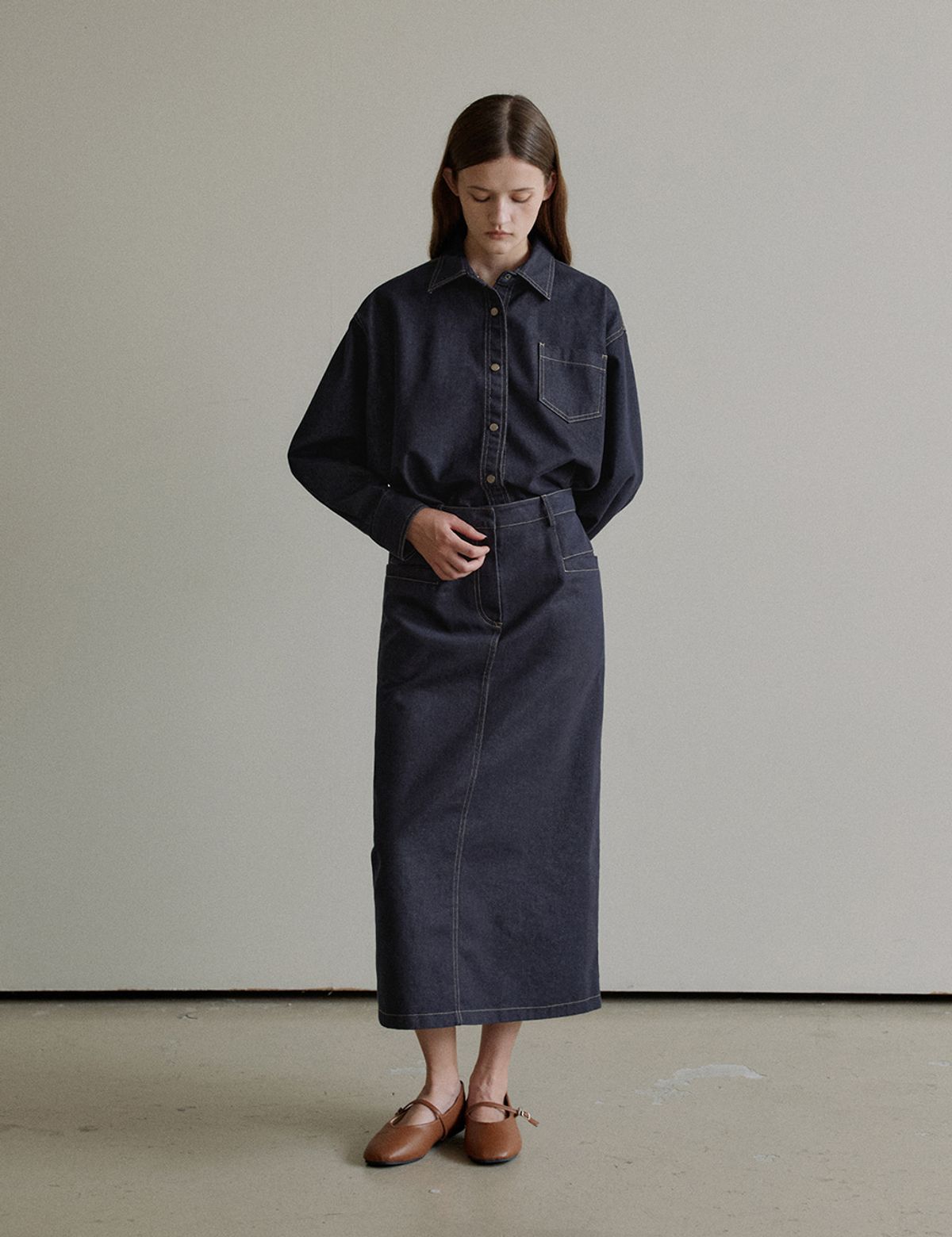 더엘로(THEELO) Long denim skirt (Blue)