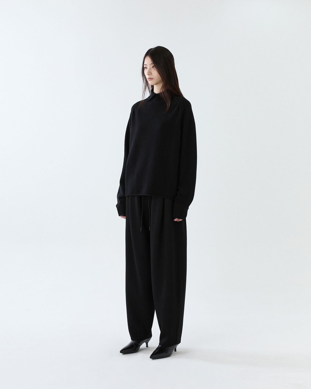 디앤드퀘스천(THEENDQUESTION) Knit tuck wide pants / BLACK