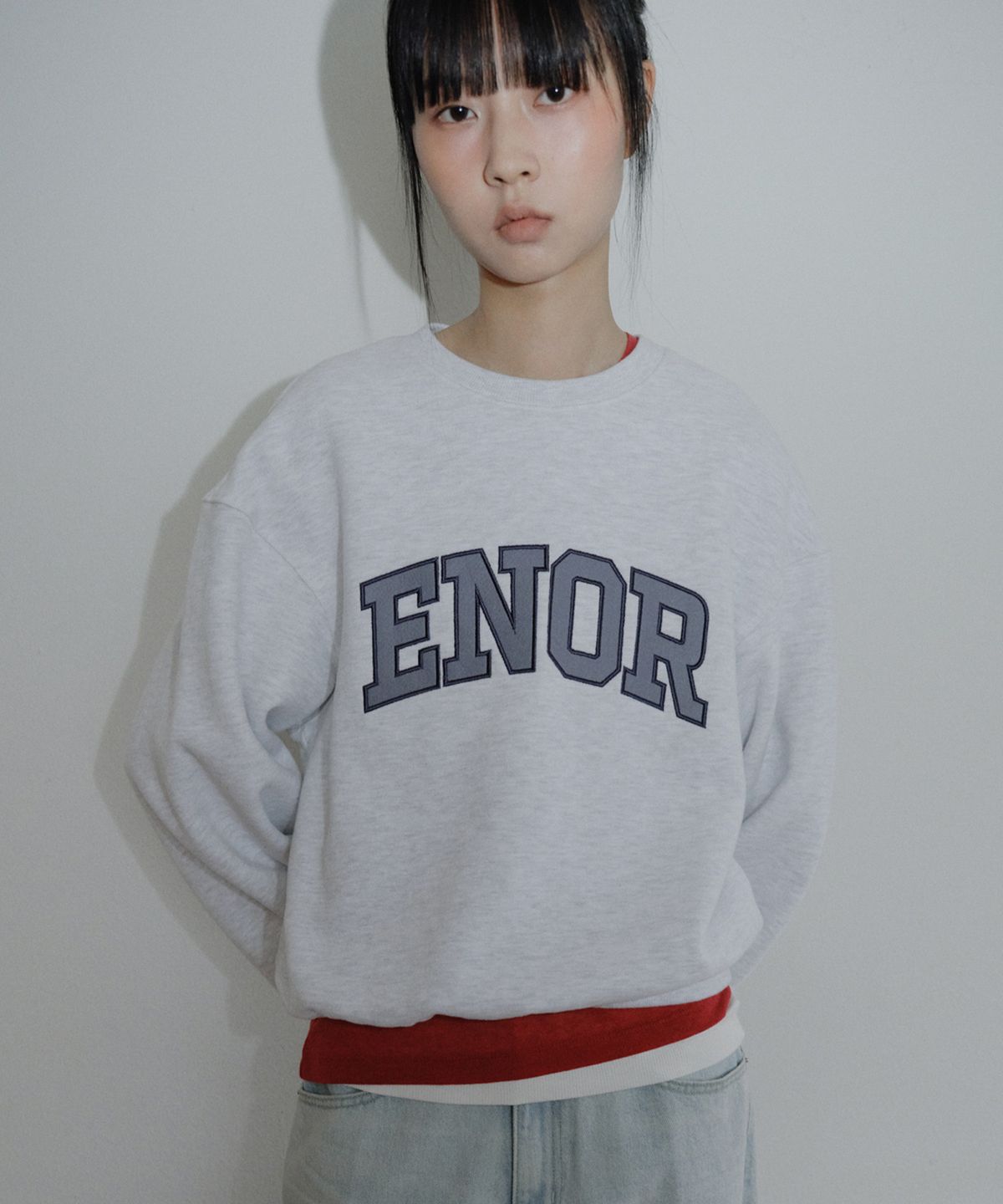 엔오르(EN OR) [CORE] ENOR CORE SWEATSHIRT - LIGHT GREY
