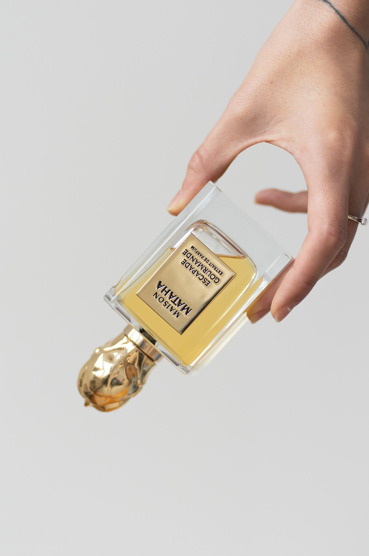 메종 마타하(MAISON MATAHA) 에스카페이드 구어망 100ml