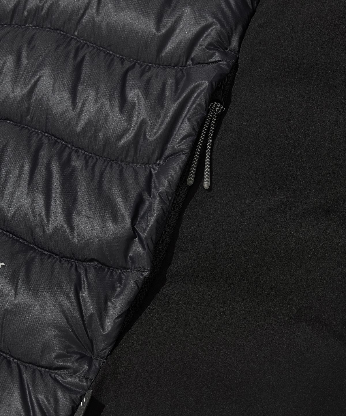 웰터 익스페리먼트(WELTER EXPERIMENT) PEAKLITE LIGHTWEIGHT PERTEX DOWN JACKET_BLACK