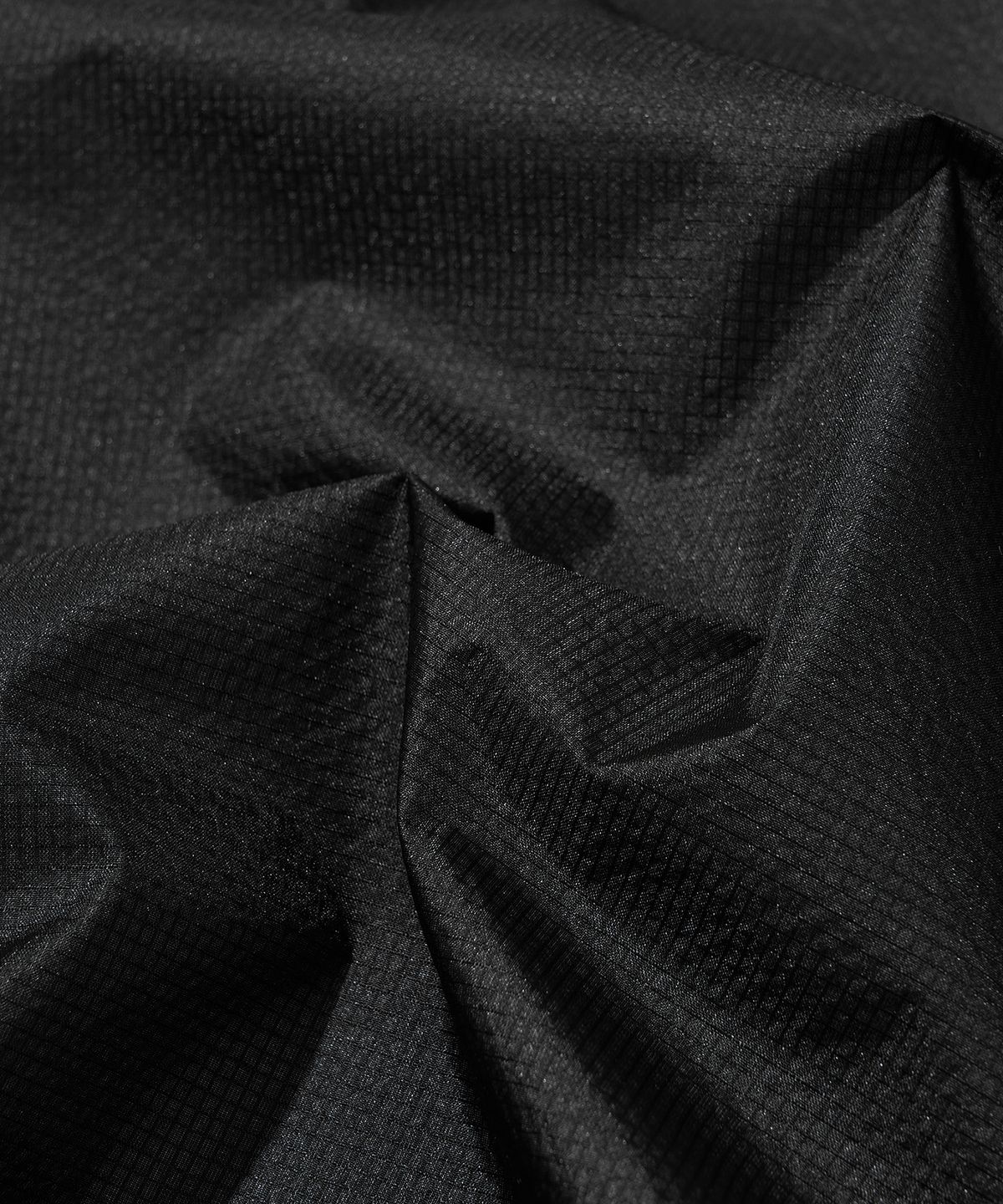 웰터 익스페리먼트(WELTER EXPERIMENT) VETRA SEALED WINDBREAKER JACKET_BLACK