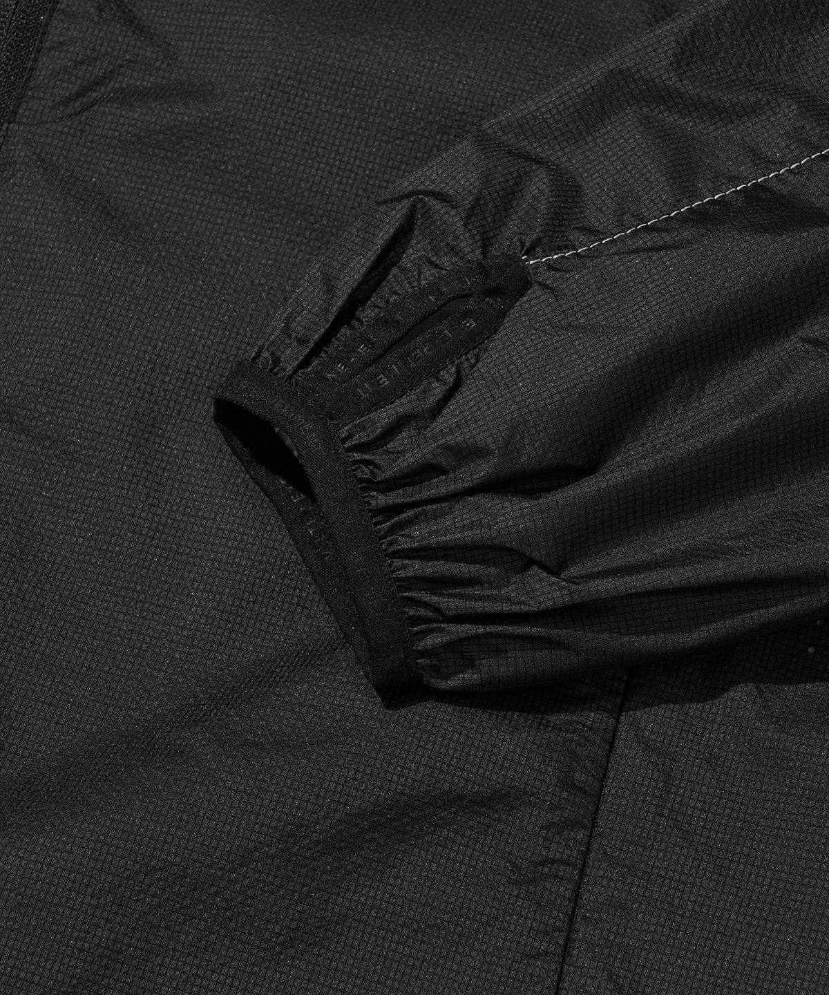 웰터 익스페리먼트(WELTER EXPERIMENT) SYLPHID BREATHABLE WINDBREAKER JACKET_BLACK
