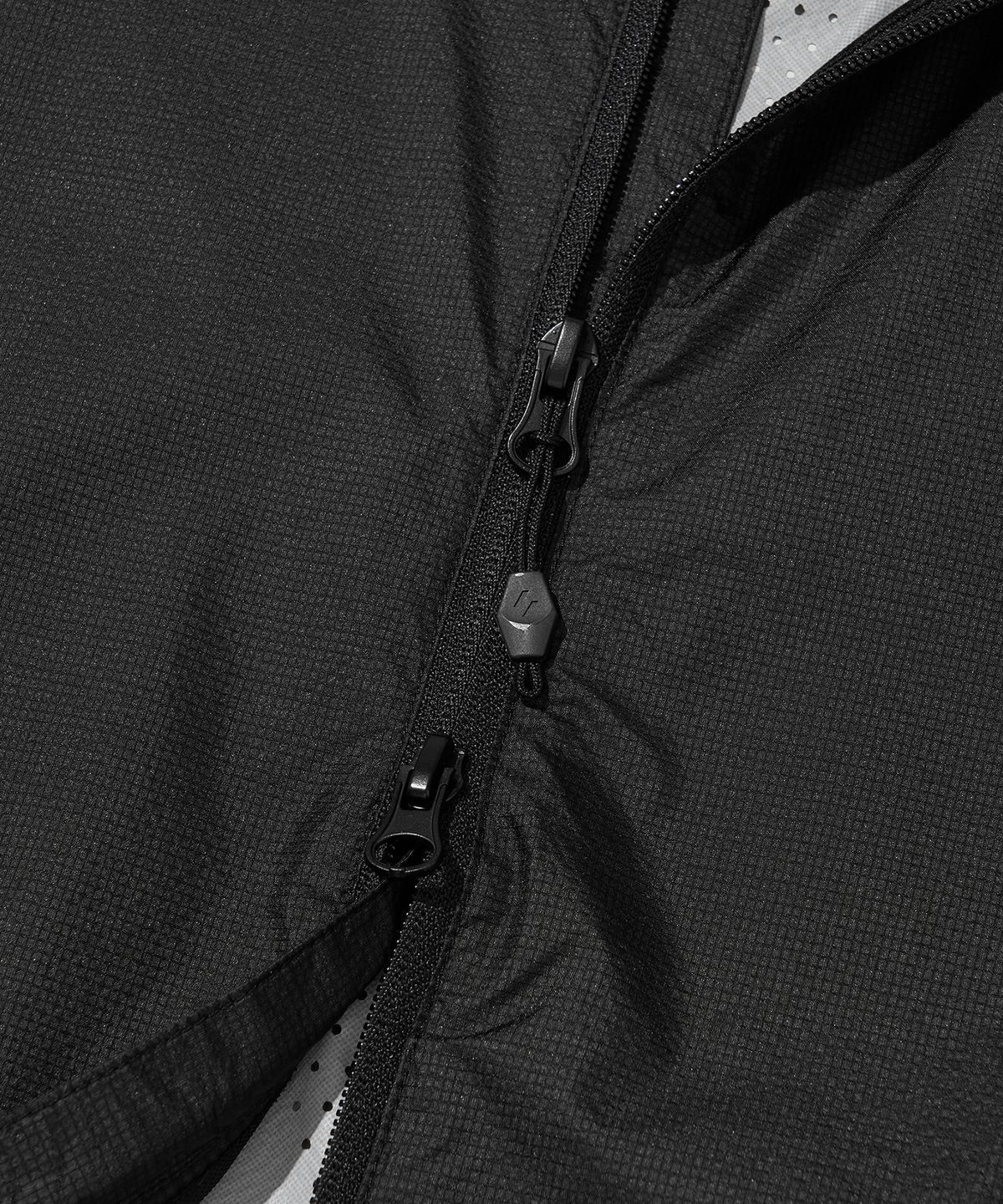 웰터 익스페리먼트(WELTER EXPERIMENT) SYLPHID BREATHABLE WINDBREAKER JACKET_BLACK