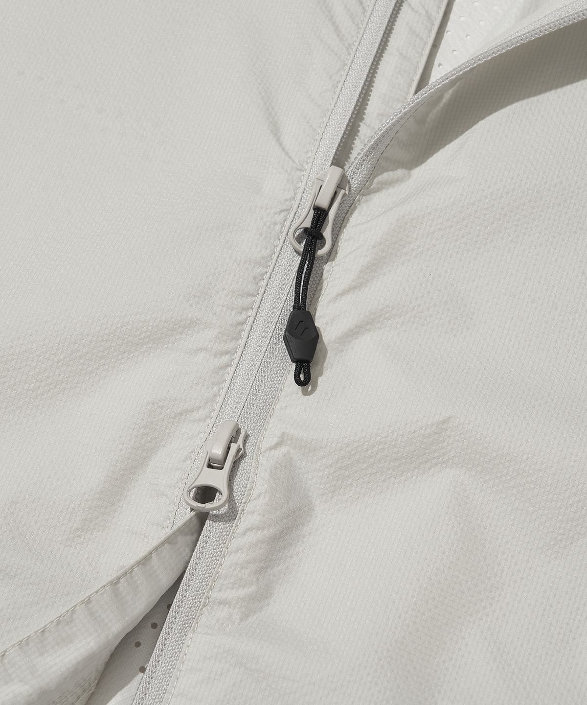 웰터 익스페리먼트(WELTER EXPERIMENT) SYLPHID BREATHABLE WINDBREAKER JACKET_LIGHT GRAY
