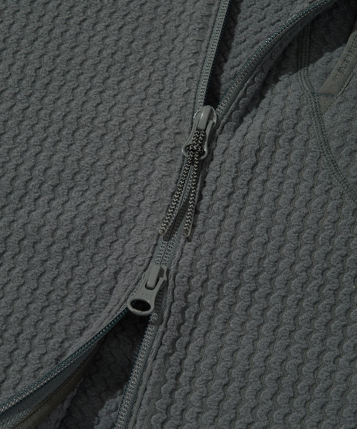 웰터 익스페리먼트(WELTER EXPERIMENT) CALORA FLEECE FULL ZIP_CHARCOAL