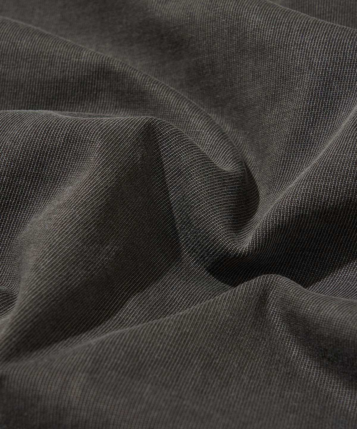 웰터 익스페리먼트(WELTER EXPERIMENT) OVERDYED TRAIL STITCH LONG SLEEVES T-SHIRT_CHARCOAL