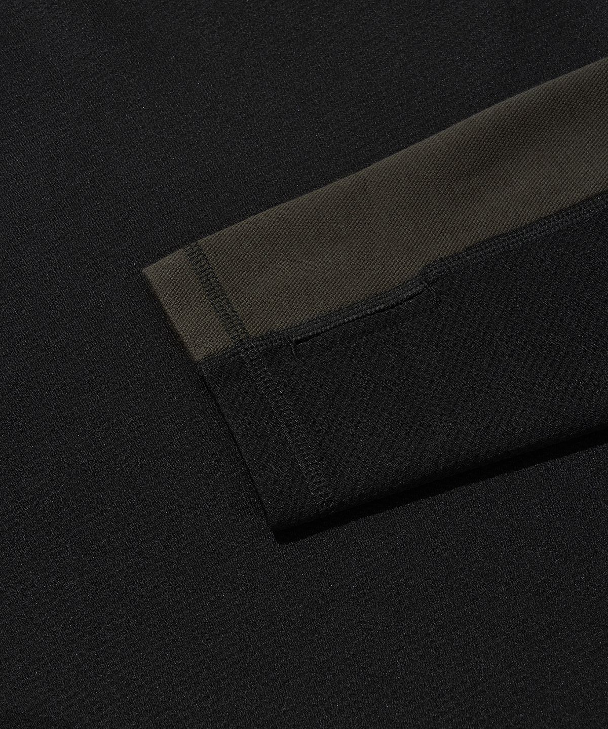 웰터 익스페리먼트(WELTER EXPERIMENT) TRAILFLEX LONG SLEEVES T-SHIRT_BLACK