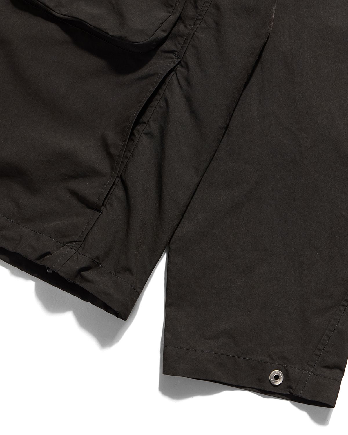 언어펙티드 에센셜(UNAFFECTED ESSENTIAL) SHIRT JACKET / BLACK
