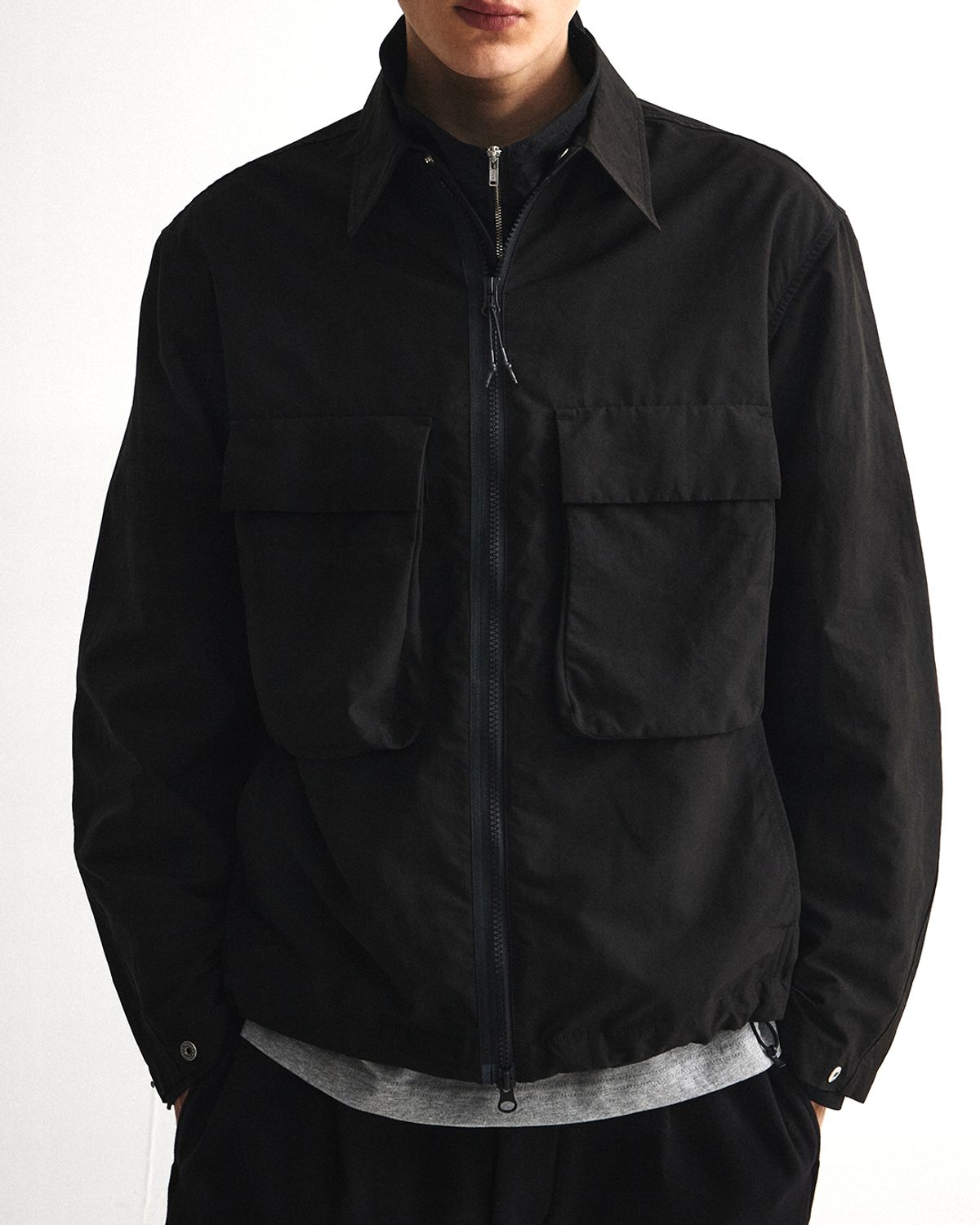 언어펙티드 에센셜(UNAFFECTED ESSENTIAL) SHIRT JACKET / BLACK