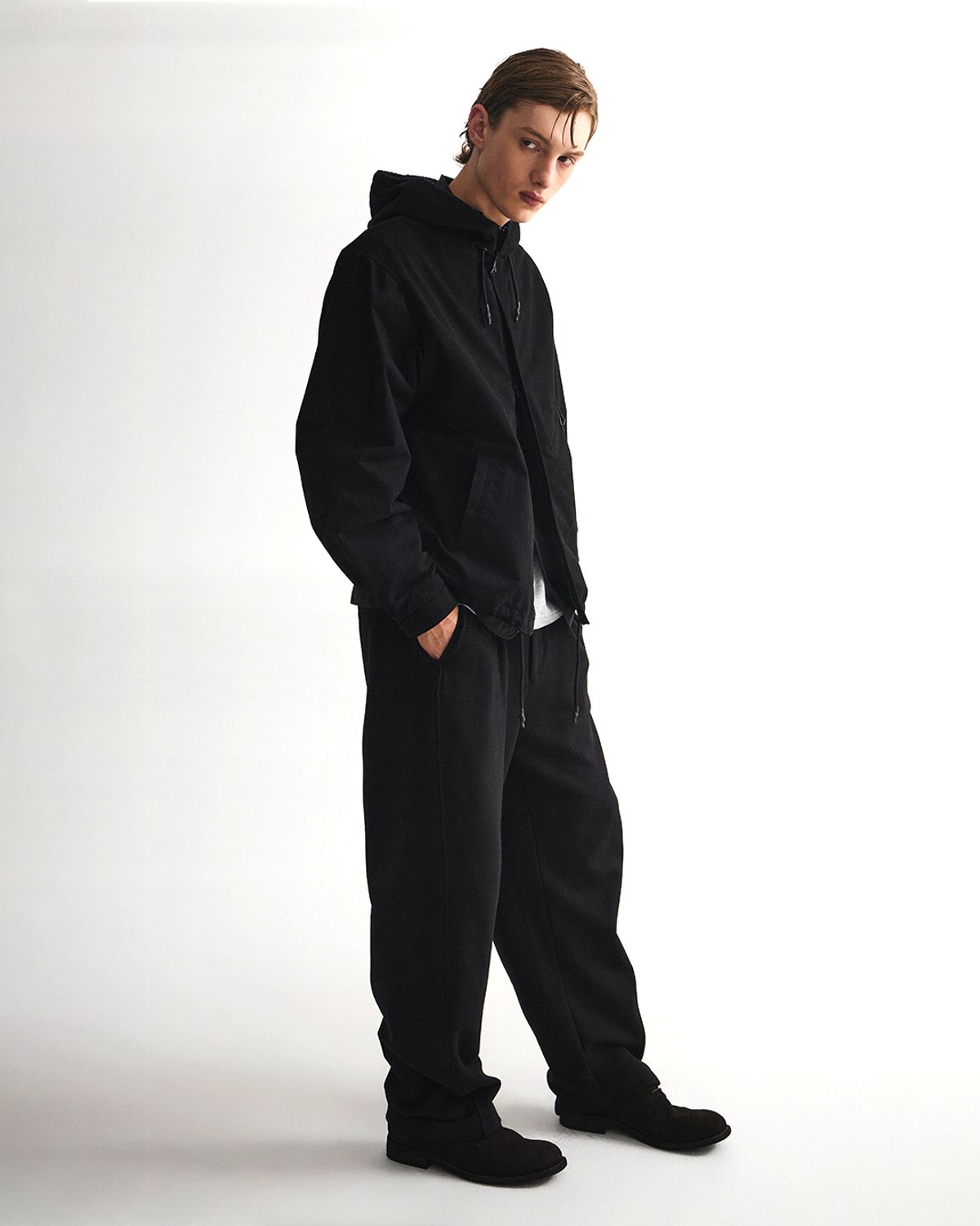 언어펙티드 에센셜(UNAFFECTED ESSENTIAL) PROTECTIVE PARKA / BLACK