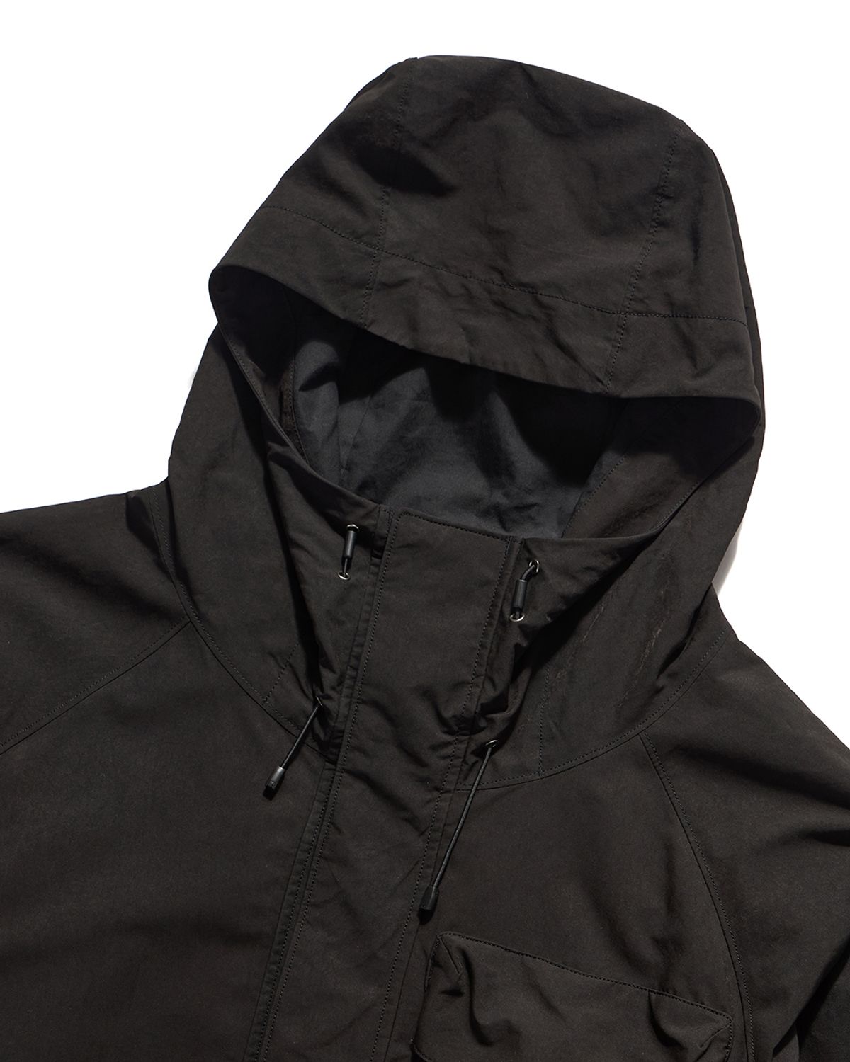 언어펙티드 에센셜(UNAFFECTED ESSENTIAL) HOODED FIELD PARKA / BLACK