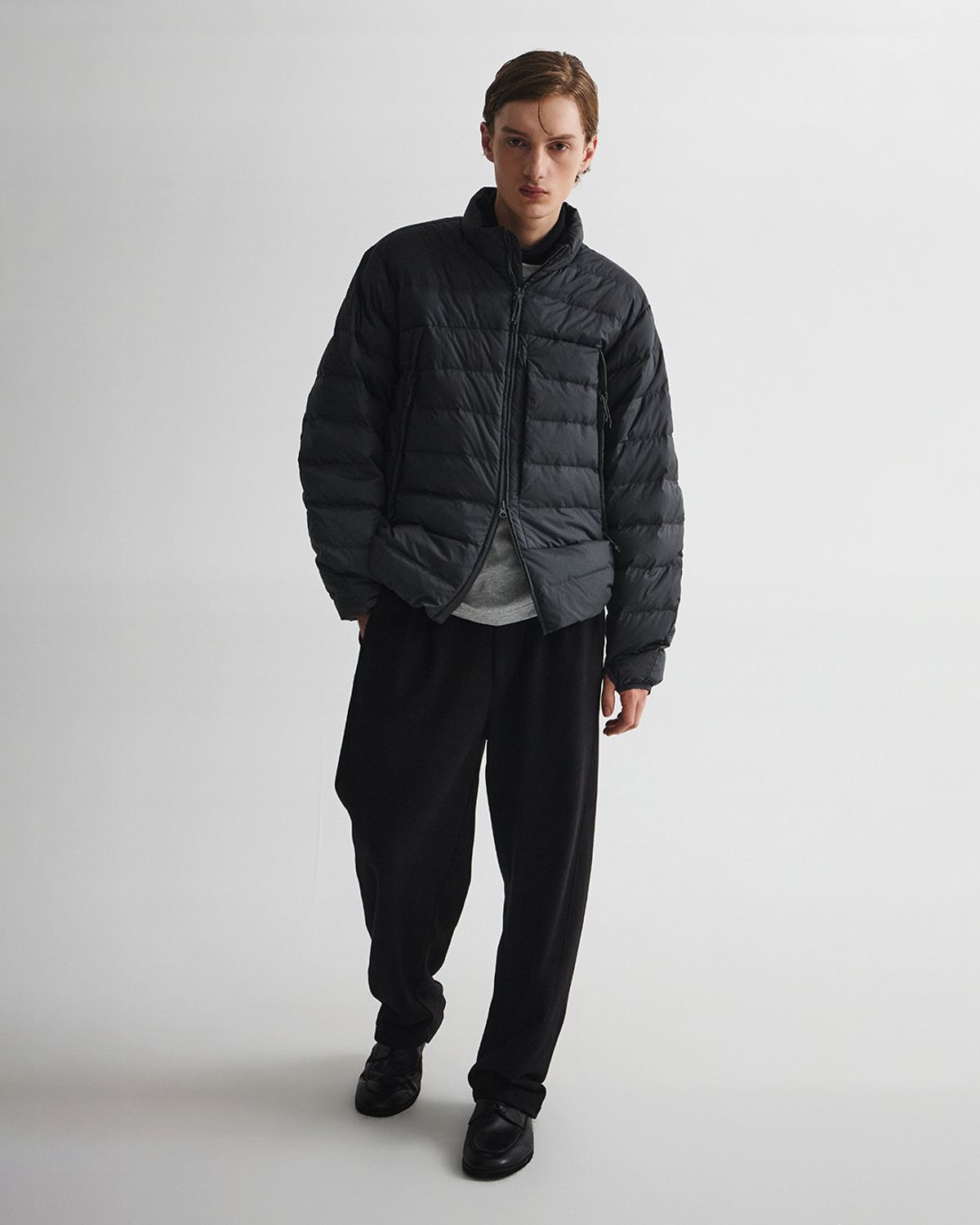 언어펙티드 에센셜(UNAFFECTED ESSENTIAL) MP LIGHT DOWN JUMPER / CHARCOAL