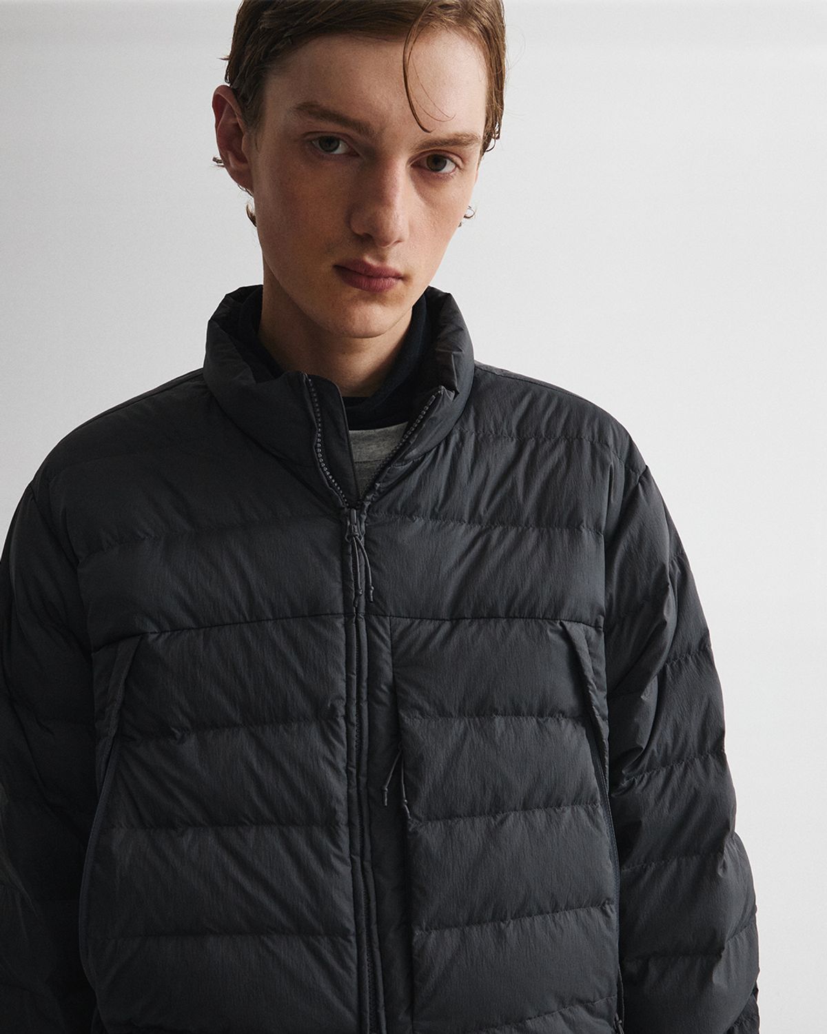 언어펙티드 에센셜(UNAFFECTED ESSENTIAL) MP LIGHT DOWN JUMPER / CHARCOAL