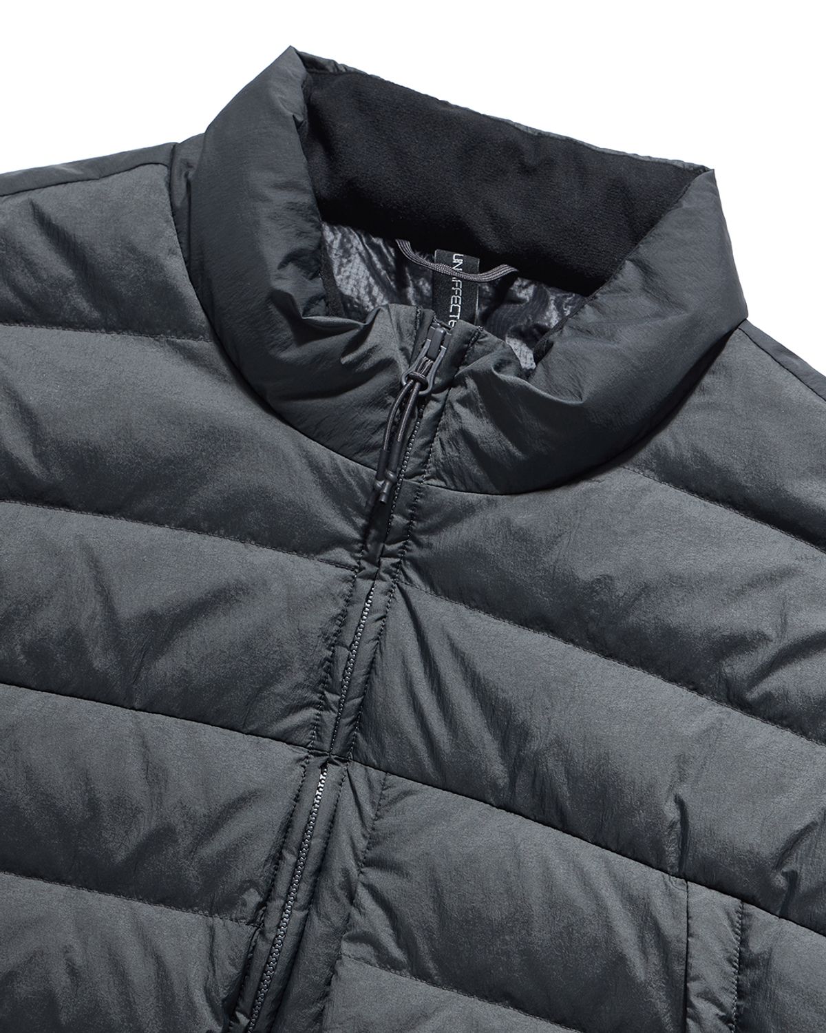 언어펙티드 에센셜(UNAFFECTED ESSENTIAL) MP LIGHT DOWN JUMPER / CHARCOAL