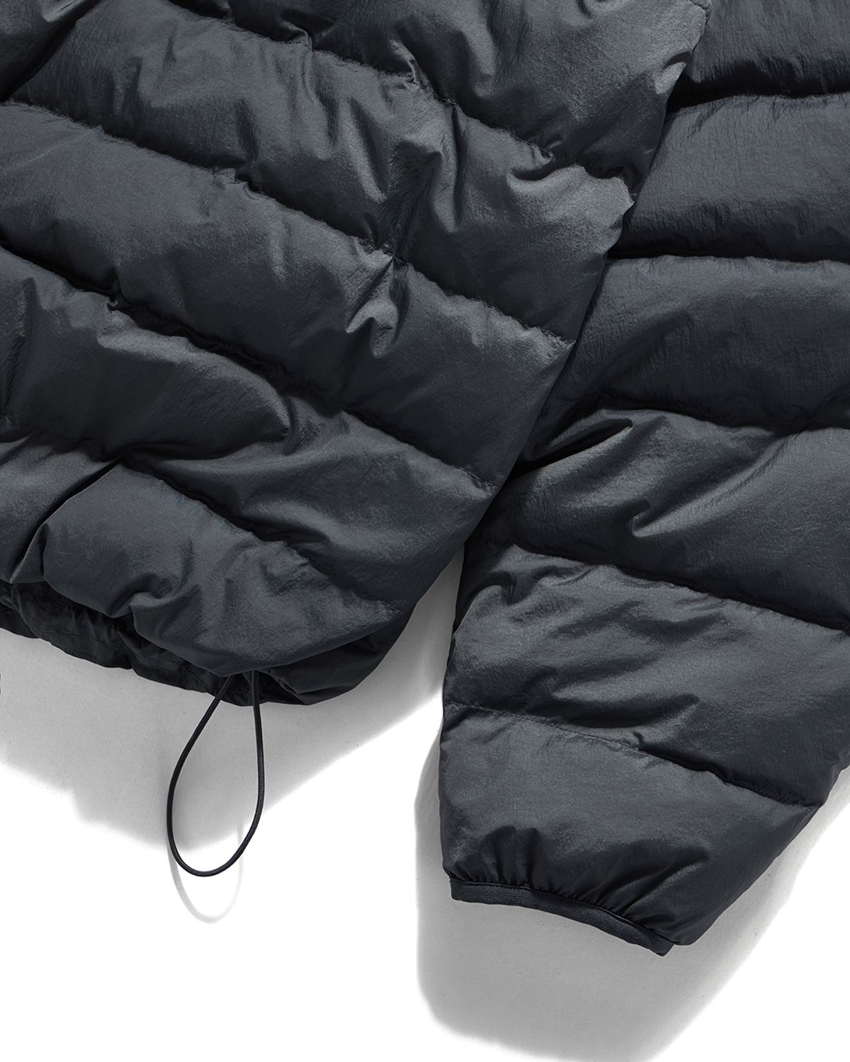 언어펙티드 에센셜(UNAFFECTED ESSENTIAL) MP LIGHT DOWN JUMPER / CHARCOAL